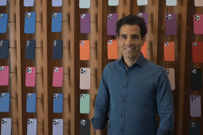 Telefónica rastreja grans compres al Brasil