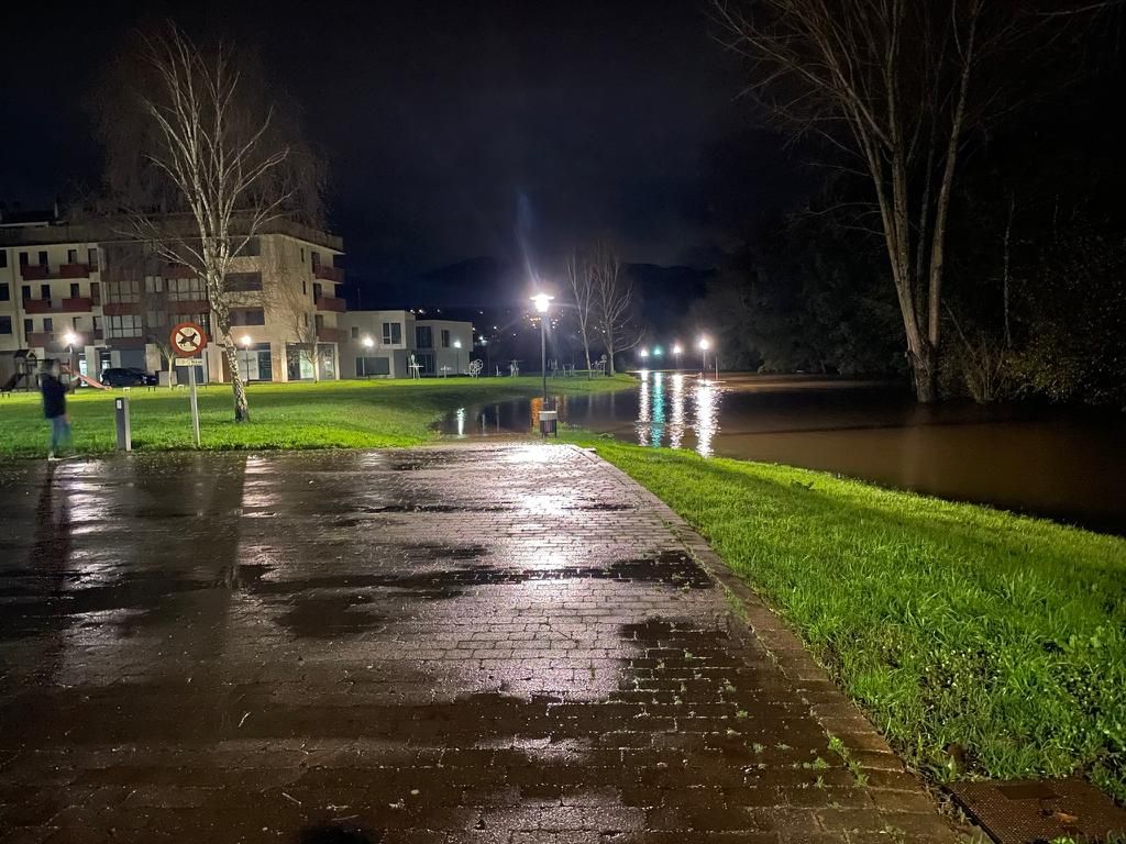 La crecida del río inunda Gondomar