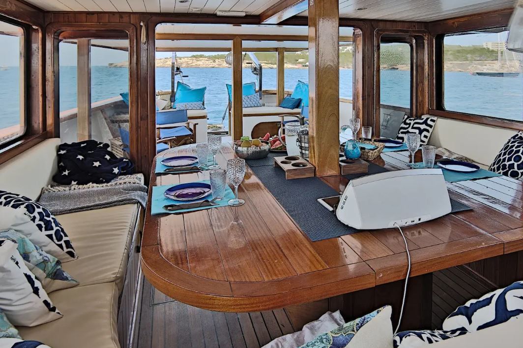 Galería de imágenes de los barcos en alquiler de la plataforma Airbnb