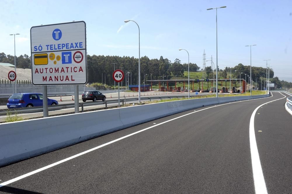 Abre a la circulación el vial de acceso al puerto exterior tras meses con la obra terminada