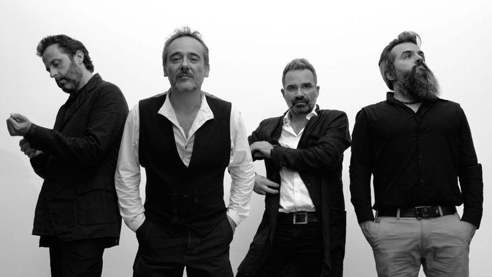 La banda Love of Lesbian, con Santi Balmes al frente.