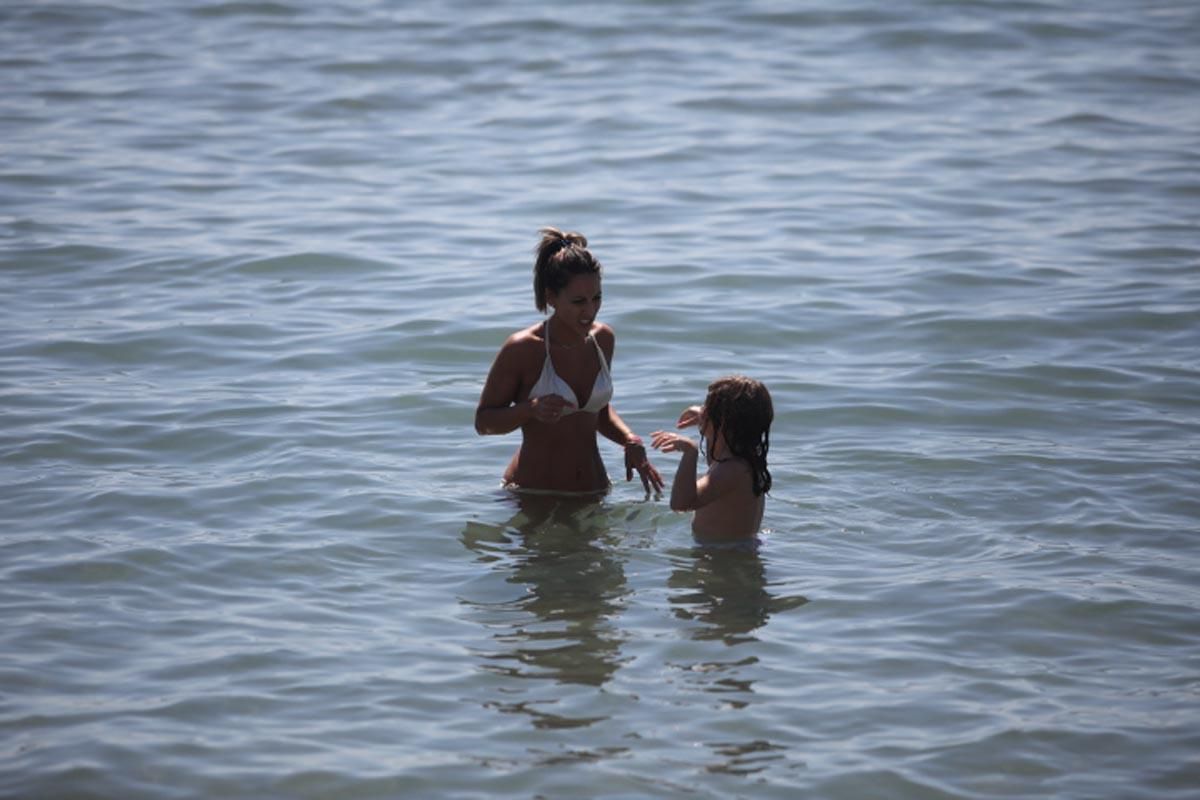 Los cordobeses regresan a las playas de Fuengirola ante la nueva normalidad