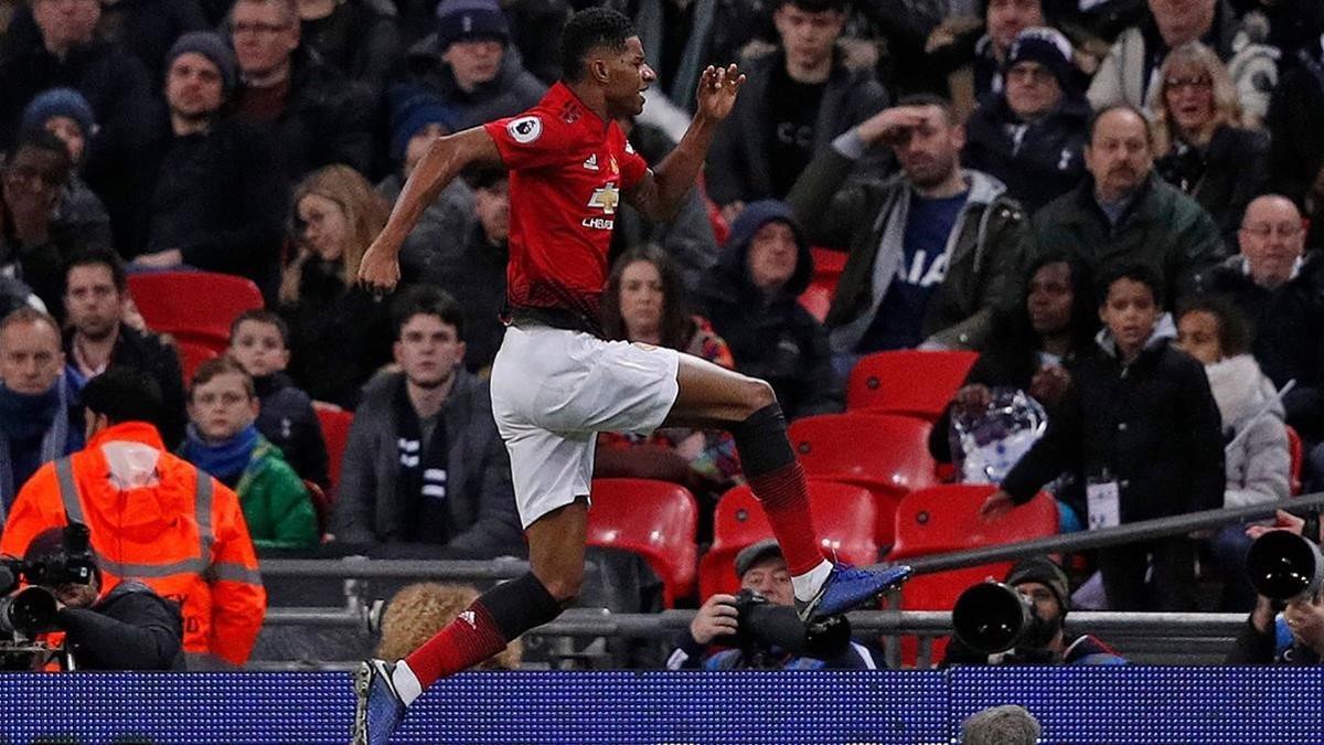 Marcus Rashford celebra su gol ante el Tottenham.