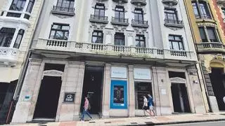Una promotora gallega adquiere el centenario número 10 de la calle Marqués de Santa Cruz de Oviedo