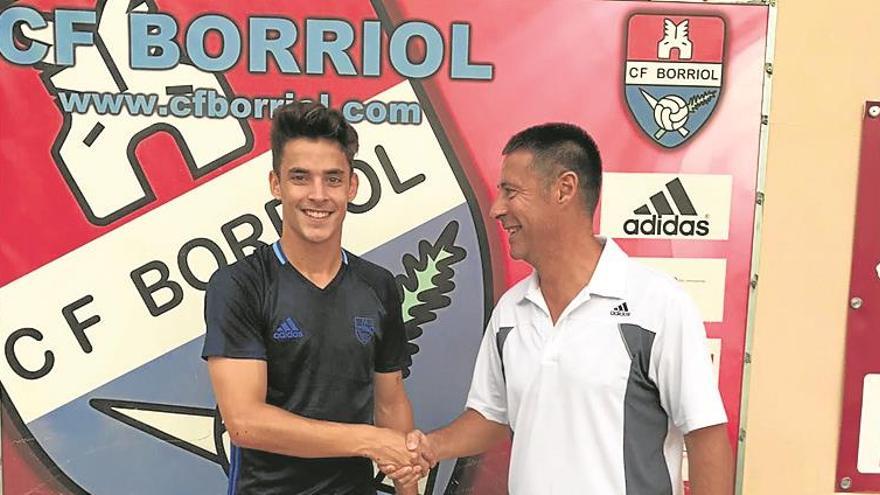 Víctor Felip, exdelantero del juvenil, ficha por el Borriol