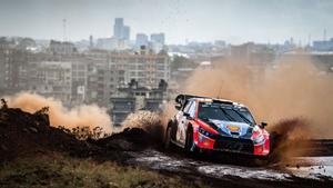 Neuville ha liderado la Superespecial que ha inaugurado el Rally Safari en Kenia