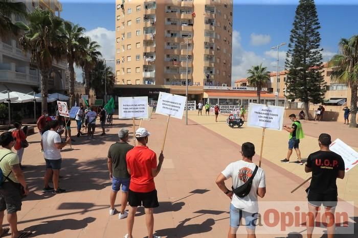 Protesta de policías en La Manga