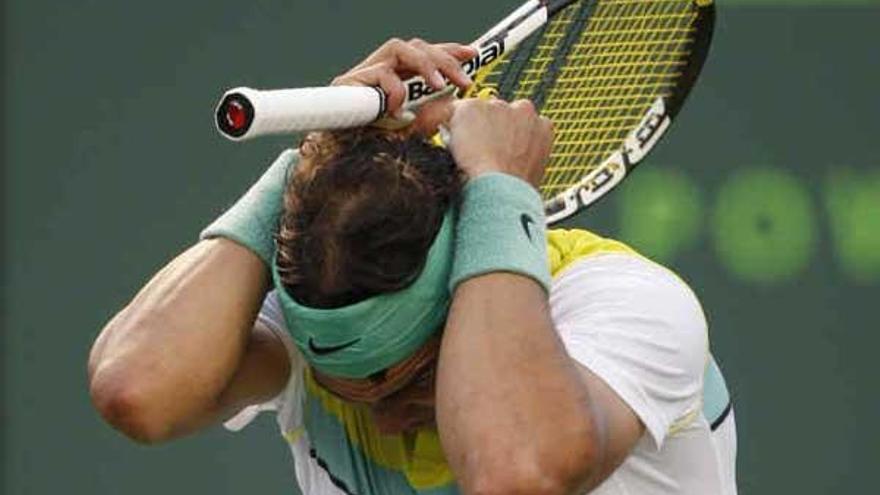 Rafa Nadal se lamenta después de su partido frente a Del Potro.