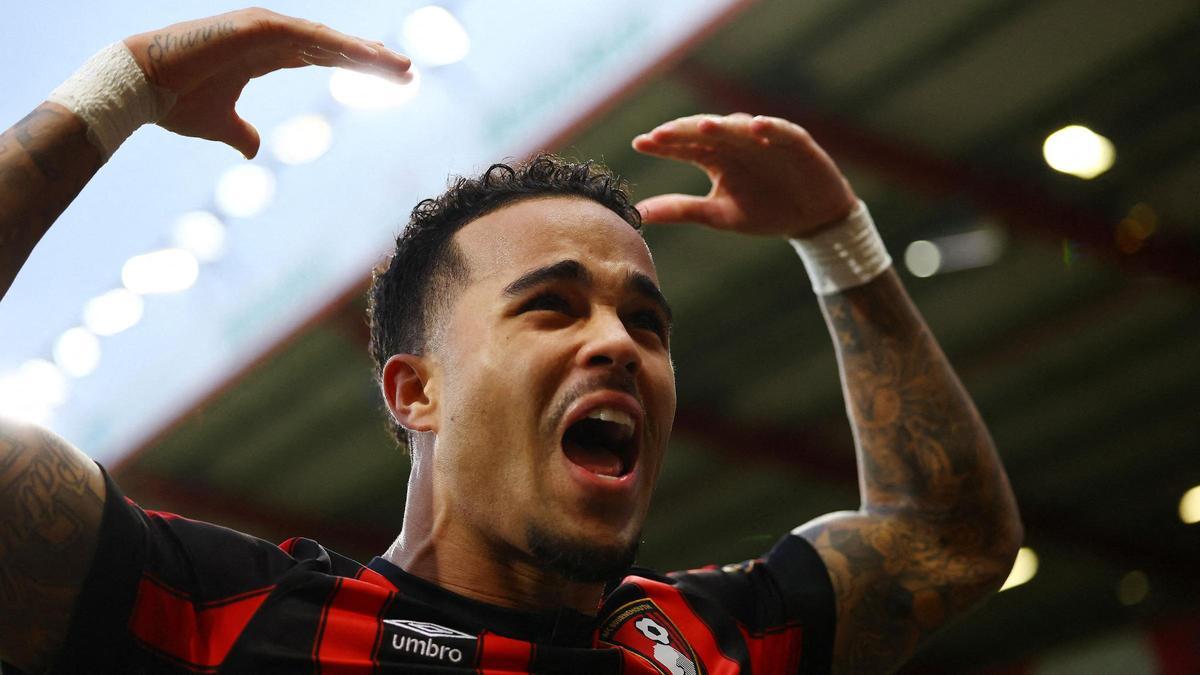 Justin Kluivert celebra el primer gol del Bournemouth al Fulham.