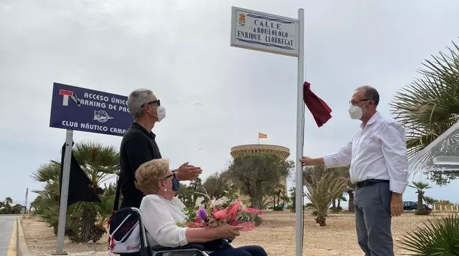 El arqueólogo Enrique Llobregat ya tiene su calle junto al yacimiento de la Illeta