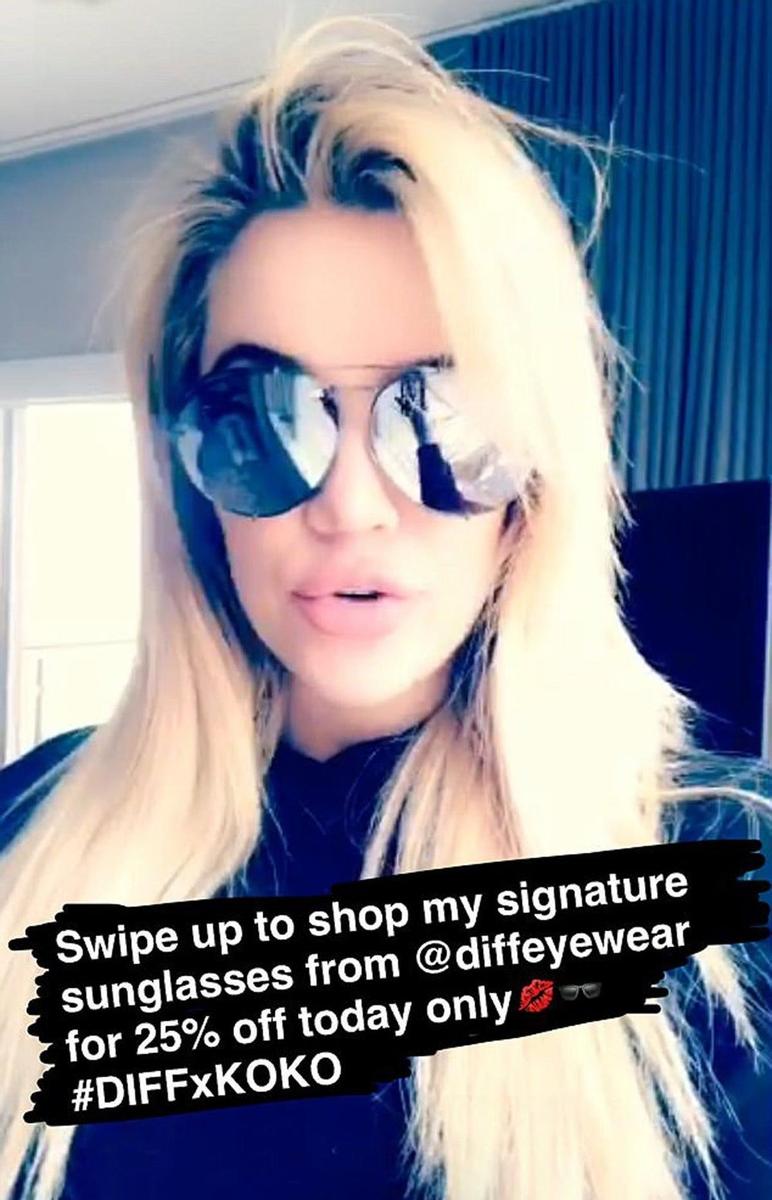 El selfie de Khloé Kardashian donde se ve una almohada de embarazada