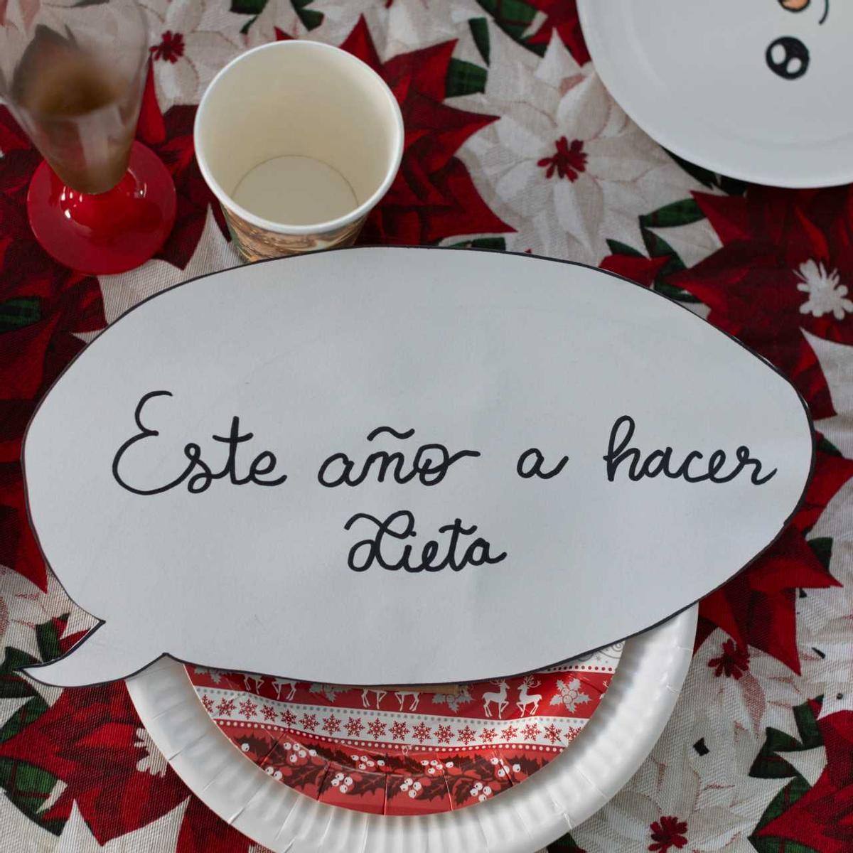 La taula amb frases grassofòbiques que se senten a taula per Nadal.