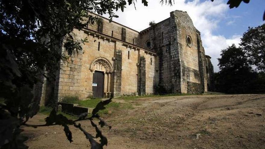 Monasterio de Carboeiro. // Bernabé / Gutier