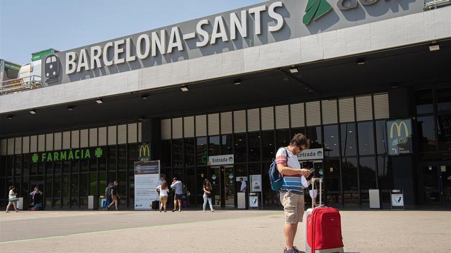 El Gobierno amplía la caducidad de los abonos multiviaje de los trenes Avant