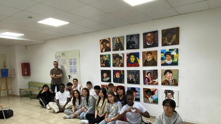 El IES Zurita de Zaragoza se mira al espejo: un proyecto escolar recorre siglos de retrato para cerrar su 50º aniversario