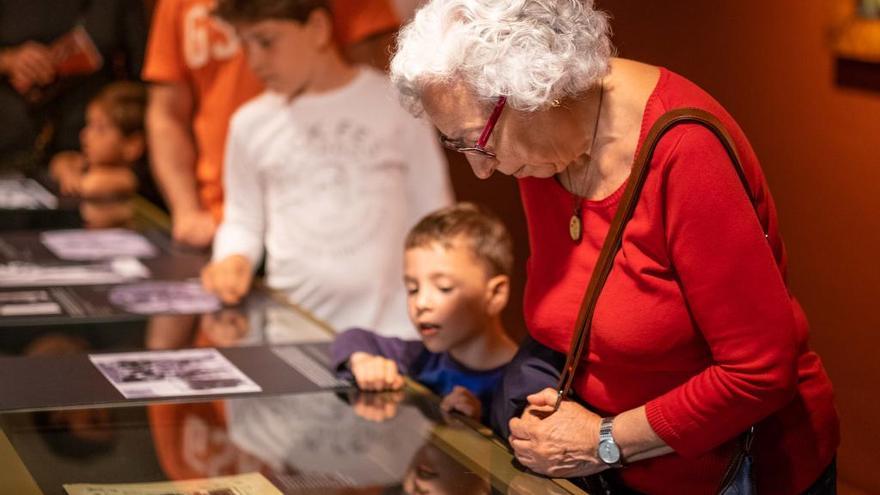 Un moment de la inauguració de l&#039;exposició