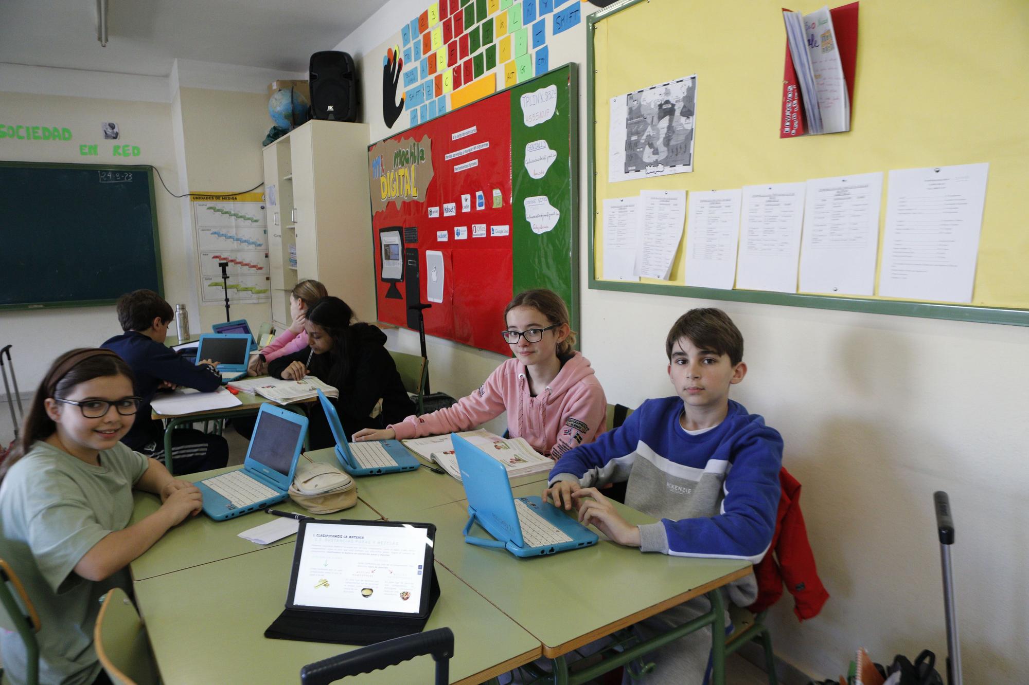 En imágenes: El colegio Laviada se rebela contra los bulos