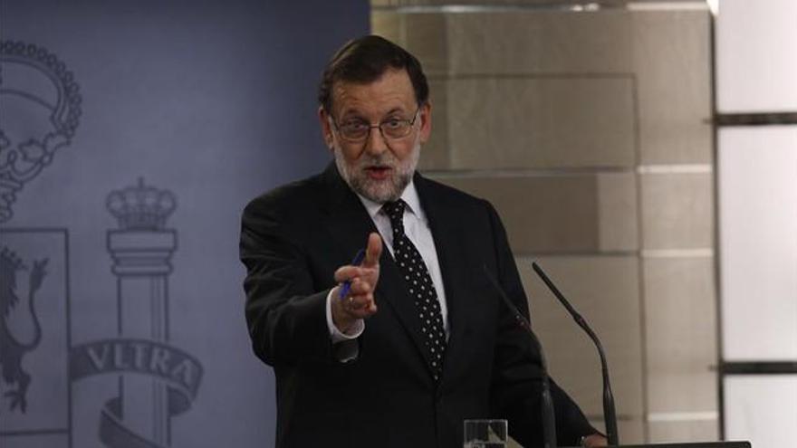 Rajoy tienta al PSOE y C&#039;s con nuevas ofertas para que acepten la gran coalición