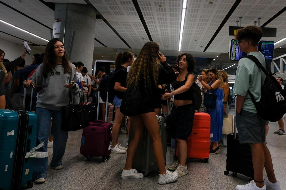 Comienza julio con el aeropuerto de Málaga lleno