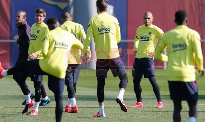 Martin Braithwaite entrena por primera vez con  su nuevo equipo el FC Barcelona en la Ciutat Esportiva Joan Gamper.