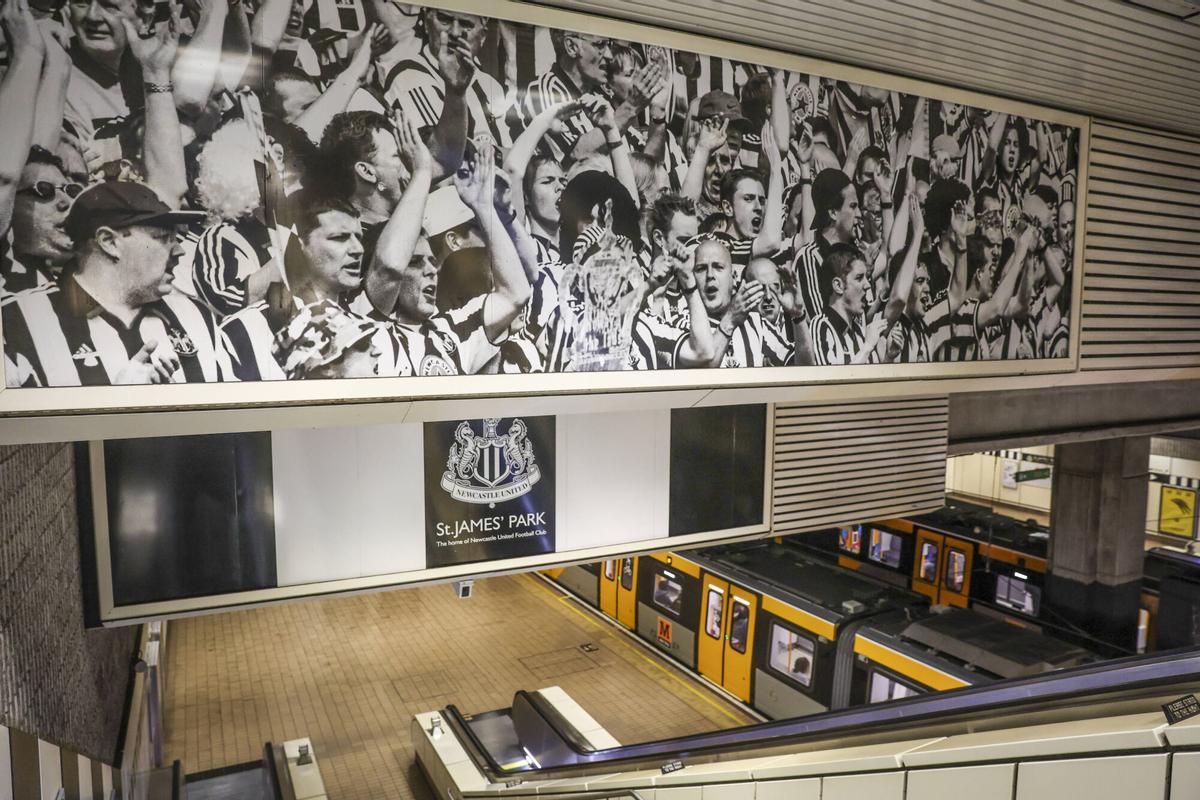 La estación de metro de St. James alberga en su interior la historia del Newcastle United