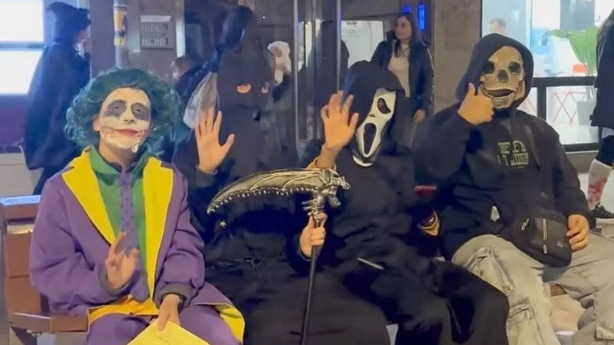 Vuelve la ruta "más terrorífica" de A Coruña: Os Mallos celebra Samaín con música, sorteos y un kit de Halloween