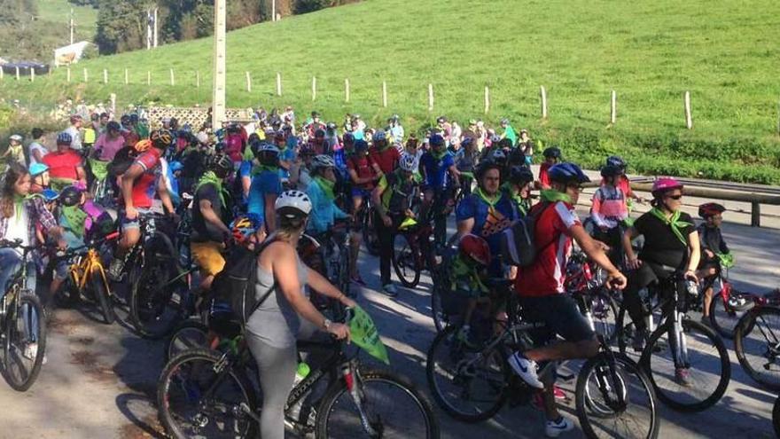 Las bicicletas toman Valdés en un fin de semana muy deportivo