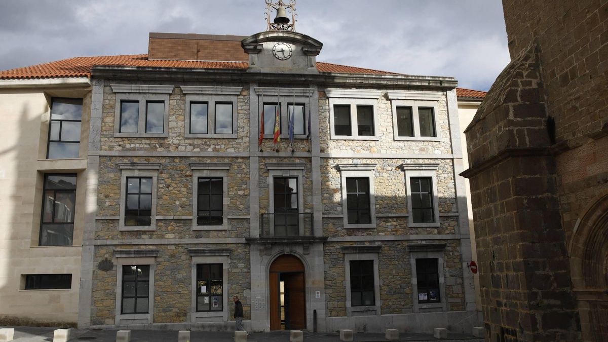 Imagen de archivo de la fachada de la casa consistorial.
