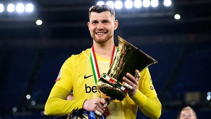 El valenciano Josep Martínez, titular y campeón de la Copa de Italia con el Inter