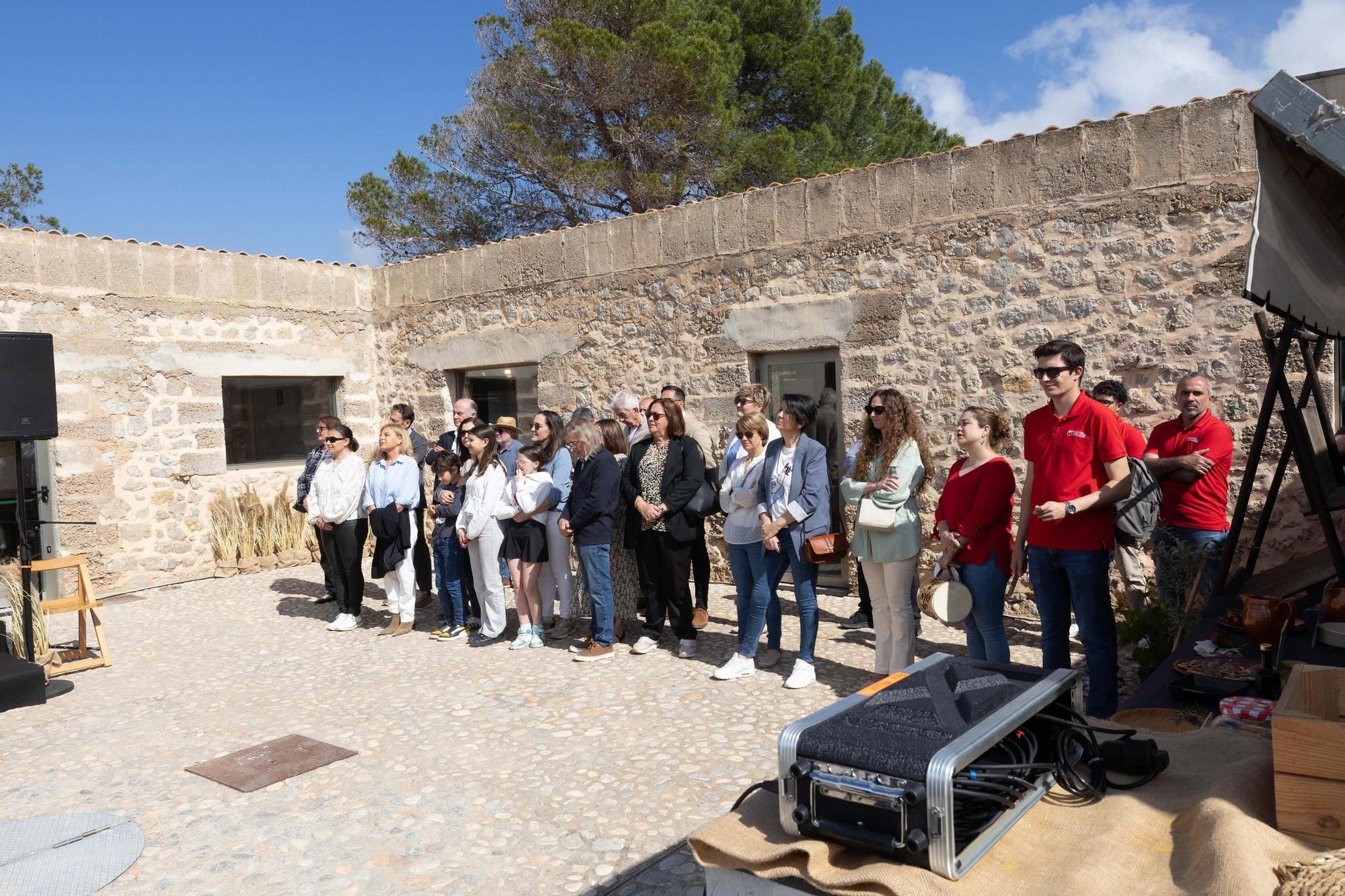 Apertura del Yacimiento Fenicio de Sa Caleta