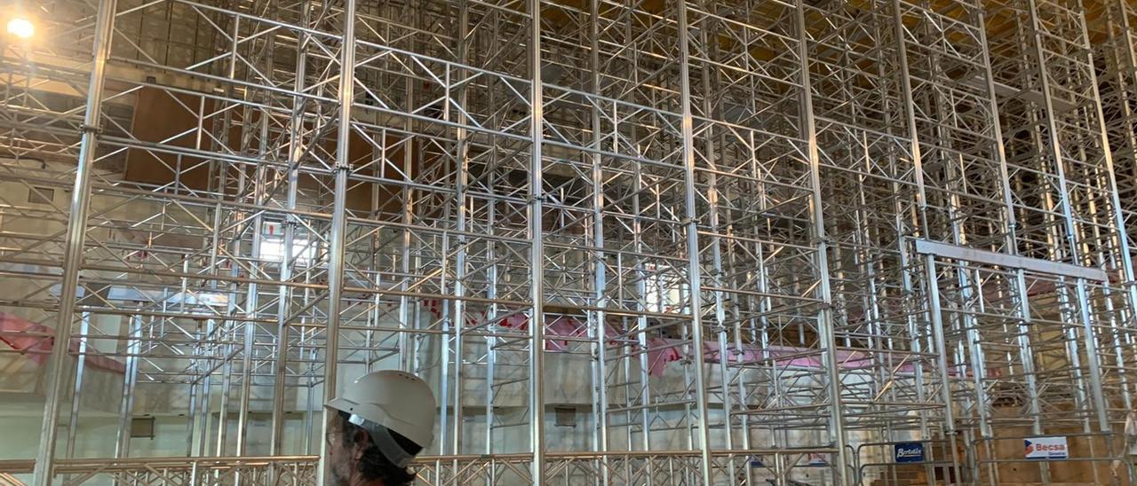 Obras en el interior del Palau de la Música de València.