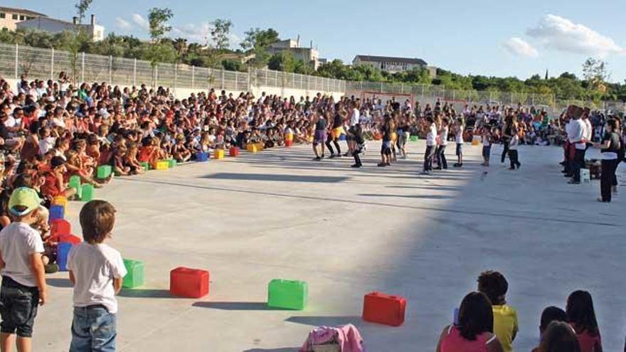 Una fiesta de fin de curso en el Rodamilans de Sineu, uno de los colegios seleccionados.