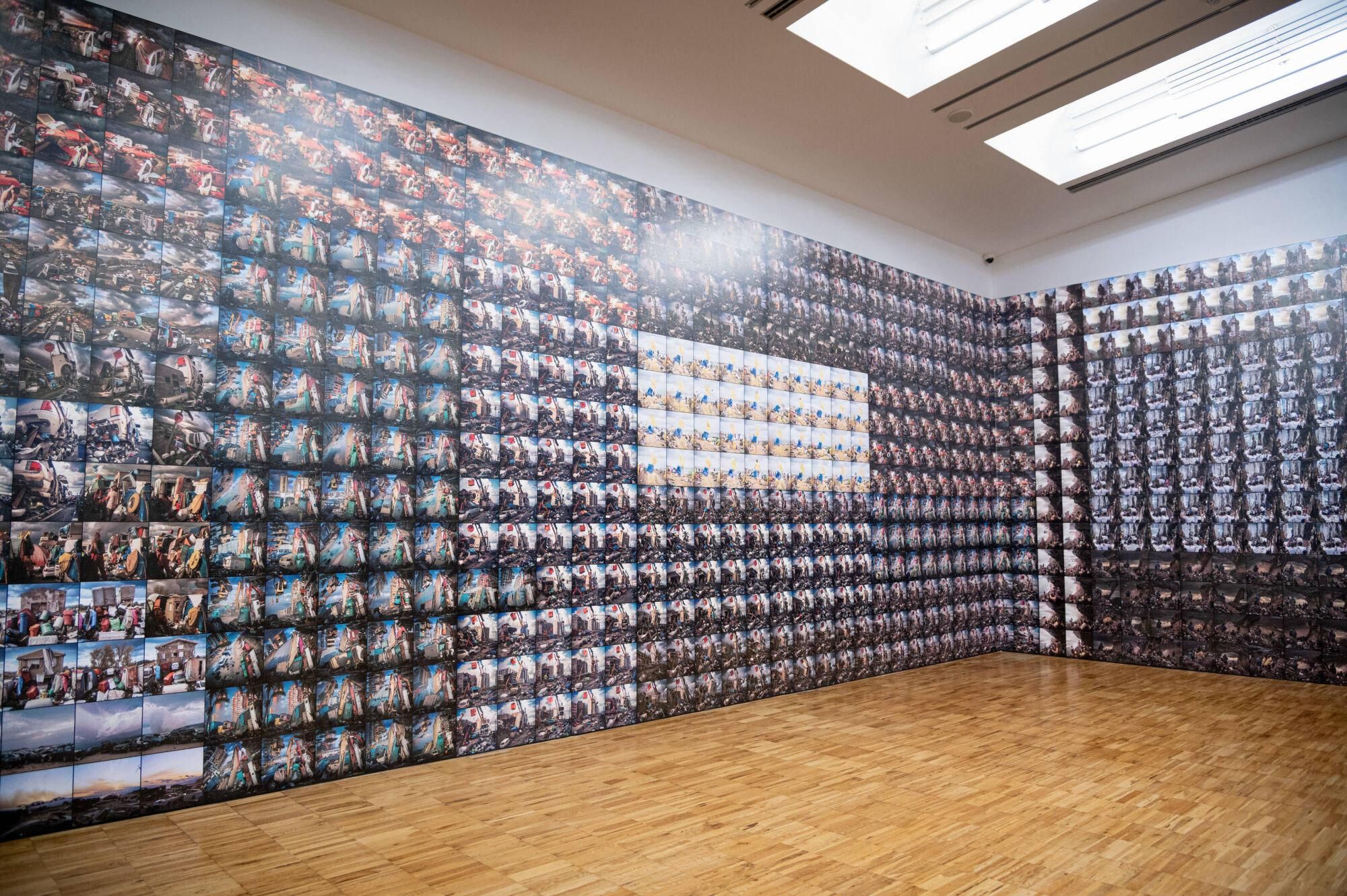 Exposición ‘Prompt: The tourist gaze’ en TEA