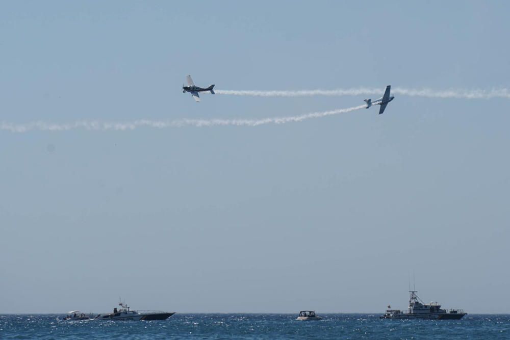 Más de 200.000 personas han podido disfrutar este domingo de manera presencial de la cuarta edición del Festival Aéreo de Torre del Mar, conocido popularmente como Air Show