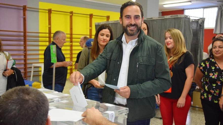 Pérez, durante su votación.