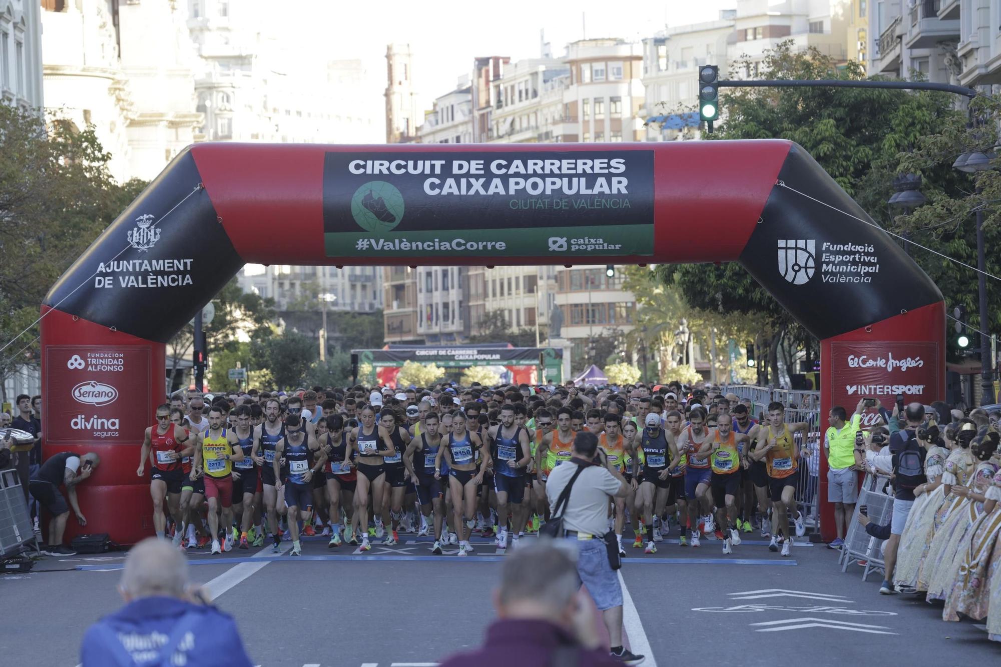 Asi ha sido la Volta a Peu de les Falles en València
