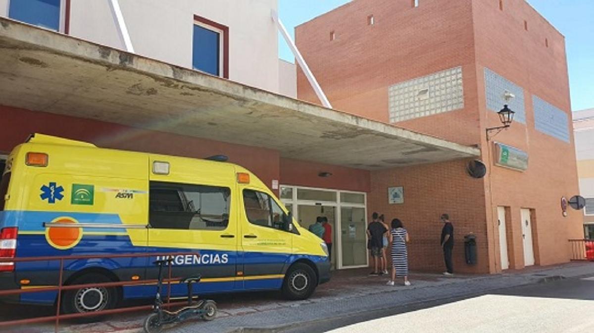 Las urgencias de Alhaurin de la Torre sólo cuentan con una ambulancia.