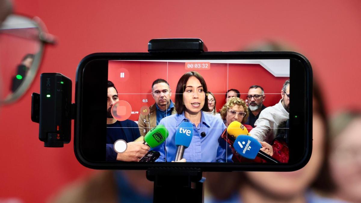 Diana Morant no se "cree" la comisión de Les Naus en las Cortes