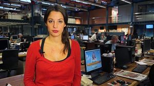 La retallada de 4.500 llocs de treball a Iberia i el suïcidi d’una dona a Barakaldo poc abans de ser desnonada, dos dels temes d’’El informativo’ d’avui.