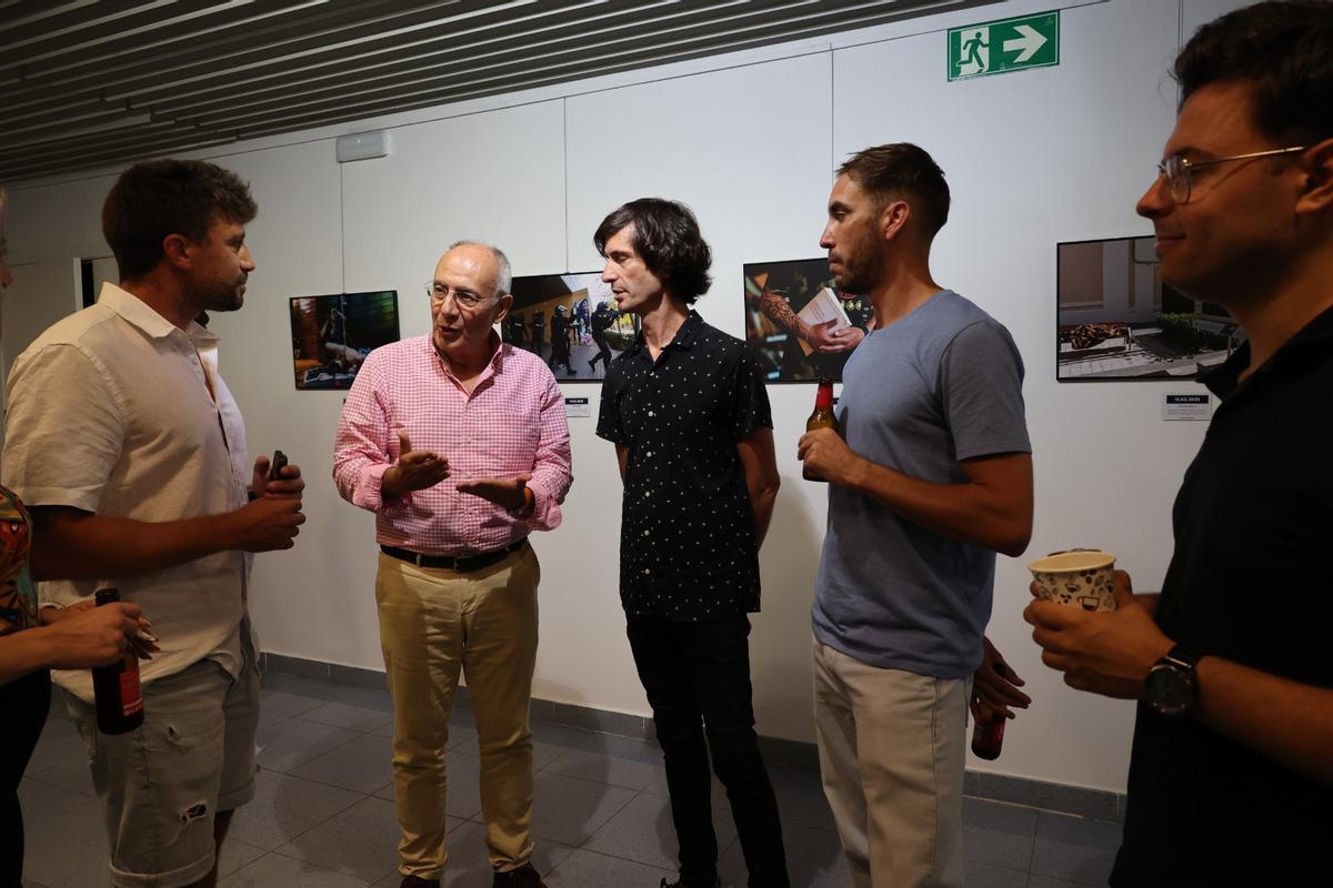 Inauguración de INFotoperiodistas ALC 25 en el Club INFORMACIÓN