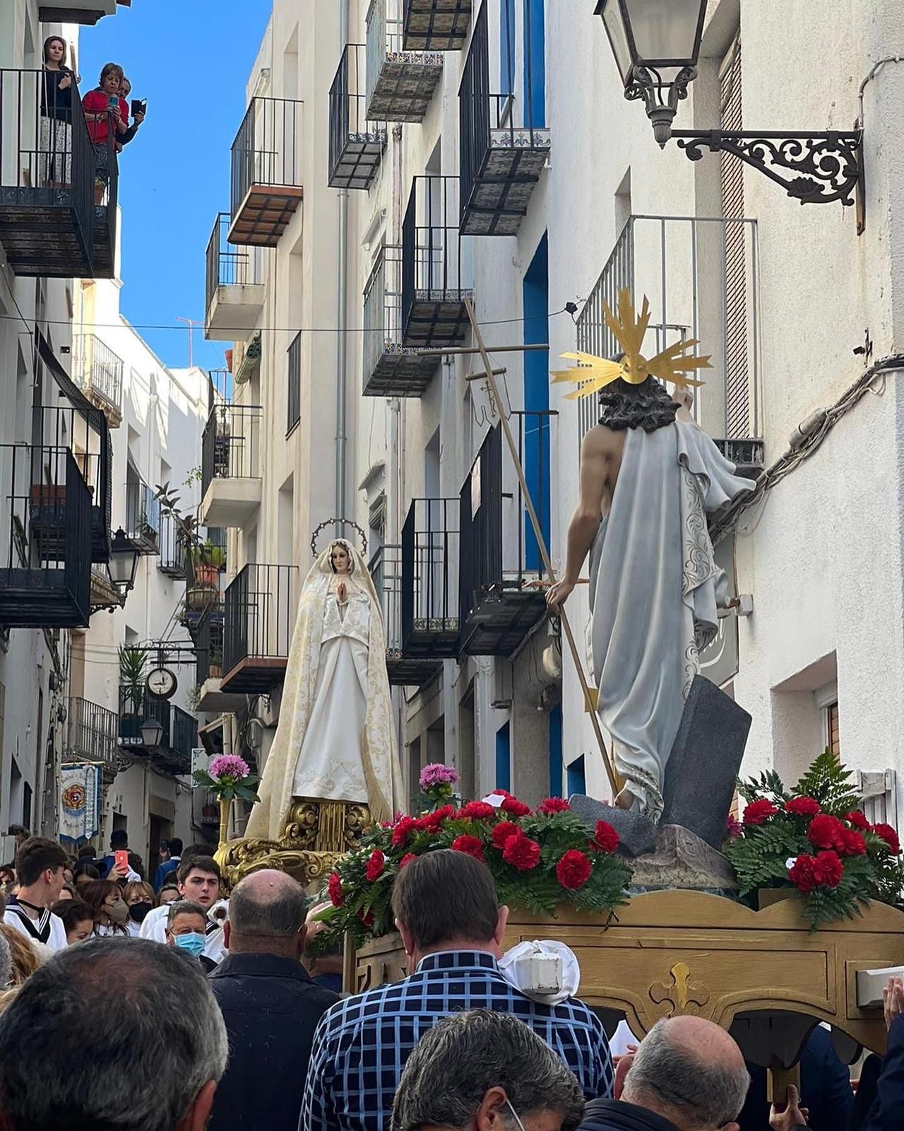 La procesión partió por las calles de Peñíscola a primera hora.