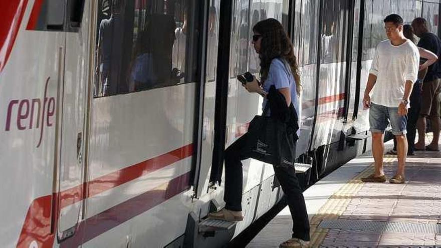 Renfe suprimirá 36 trayectos diarios de Cercanías en Málaga desde este viernes