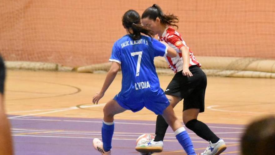 El Xaloc sigue sin ver la luz y sufre su octava derrota ante el Peña Esplugues (2-4)