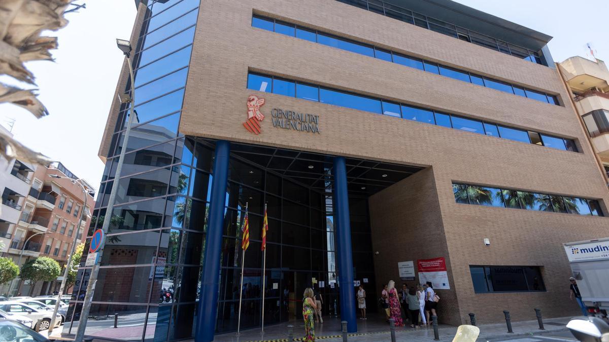 El edificio que acoge los juzgados de lo Mercantil de Alicante.