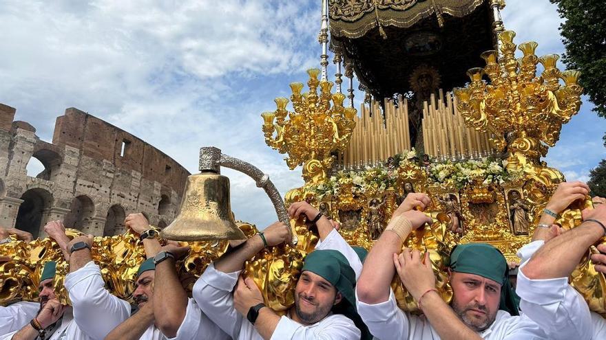 Así te hemos contado la procesión con la Virgen de la Esperanza por el Jubileo de las Cofradías en Roma