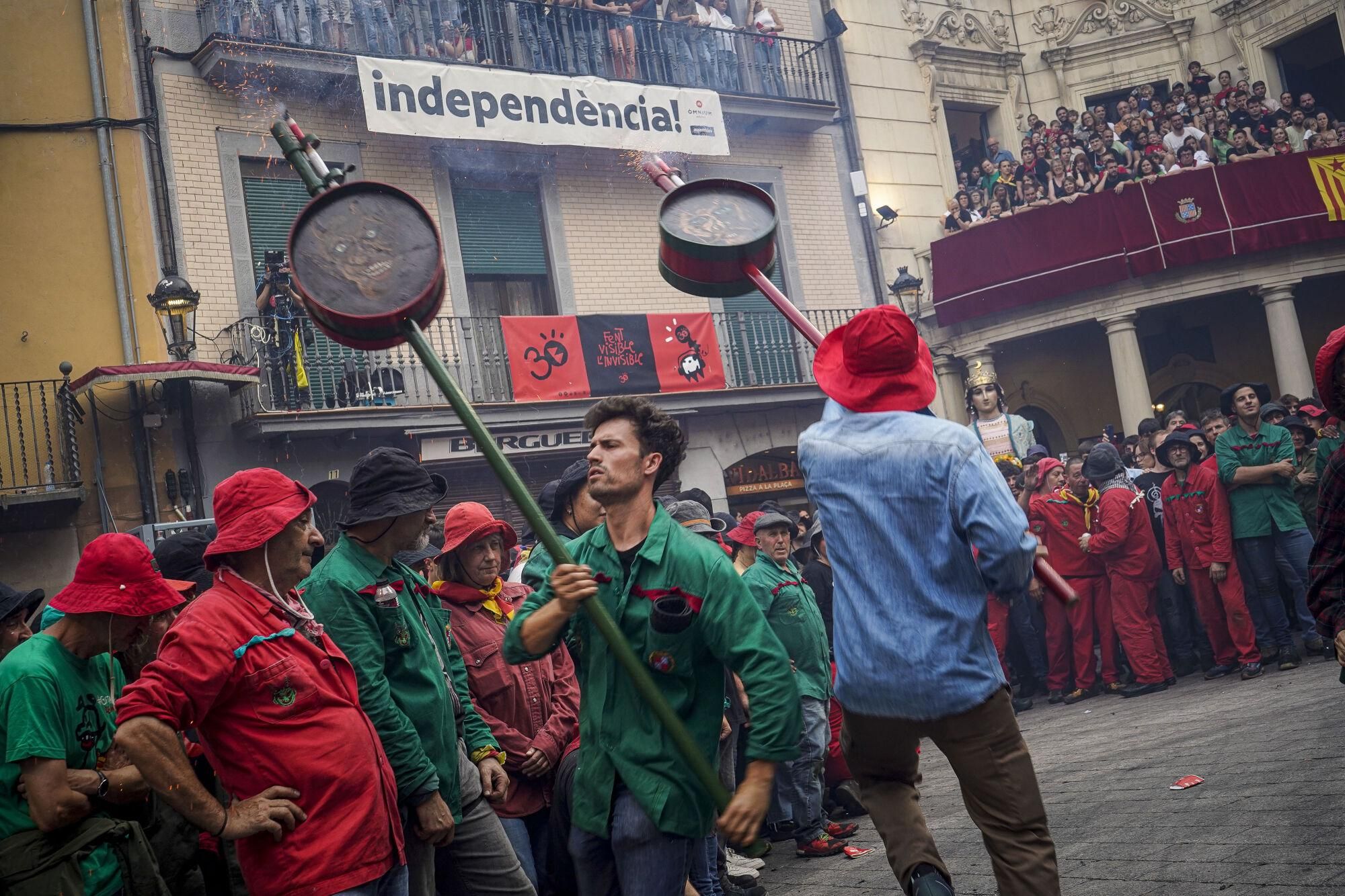 Així s'ha viscut el passacarrers de Patum de dissabte