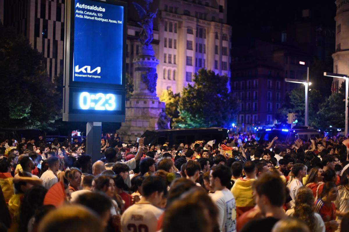 En imágenes | Zaragoza celebra el triunfo de España en la final del Mundial