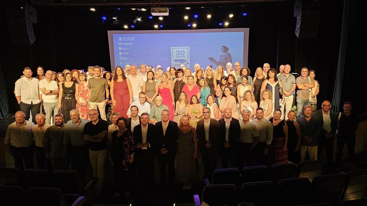 Alcaldes, regidors i personal de CREAMA