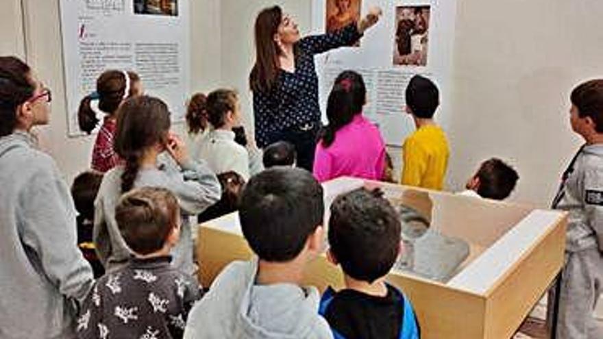 María José Pérez explica aspectos sobre la familia de González.