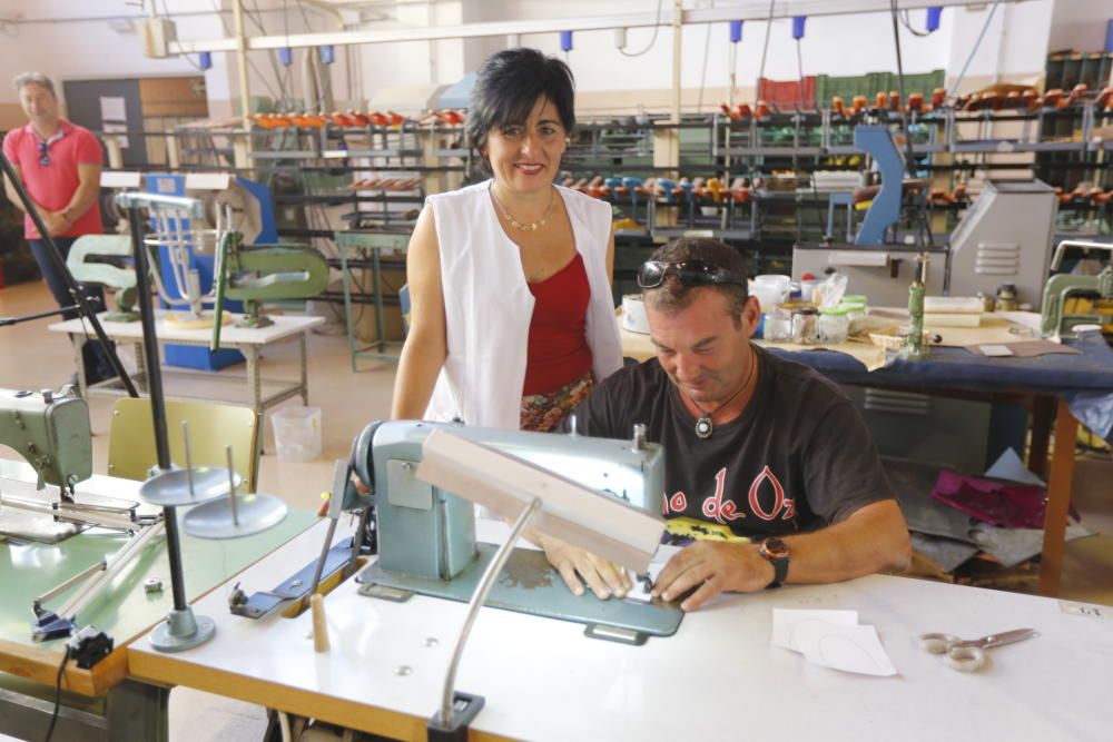 Así se forma en Elche a las futuras aparadoras